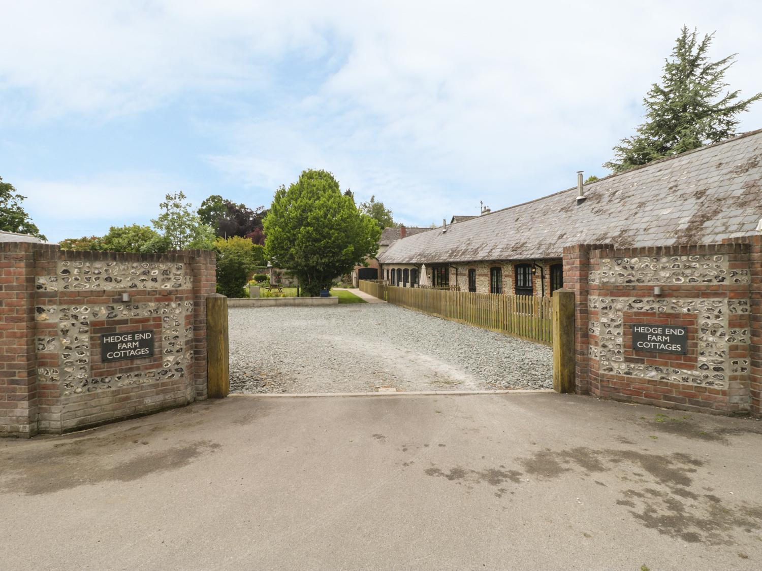 Holiday home The Old Stables